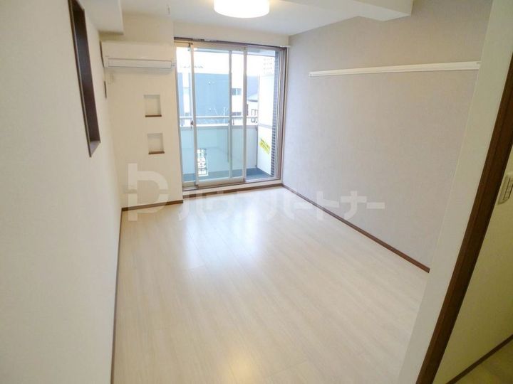 リリック西新井の居間