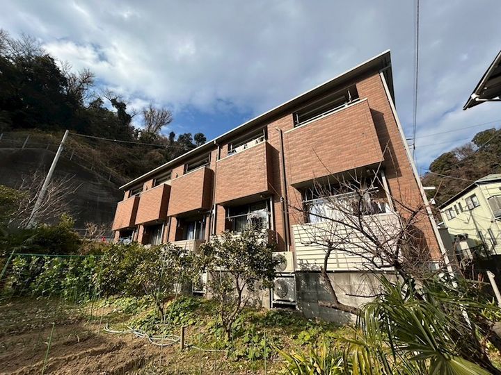 神奈川県横浜市金沢区谷津町(アパート)の賃貸物件の外観