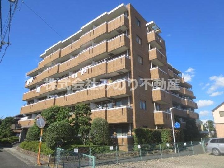 グレイスコートの外観