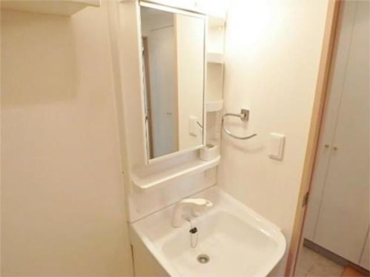 ベェルヴェル稲城の内装