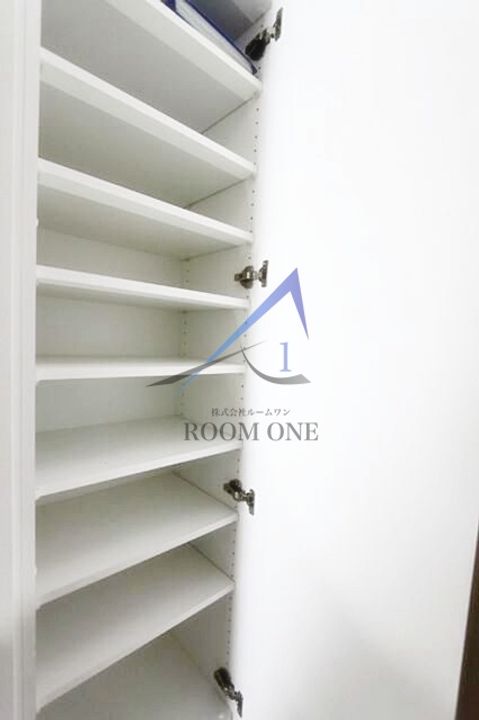 VERXEED横濱WESTの内装