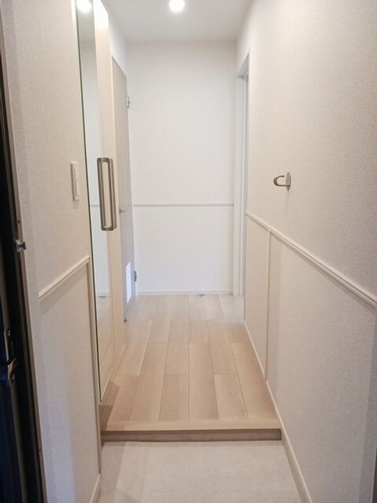 神奈川県南足柄市雨坪(アパート)の賃貸物件の玄関