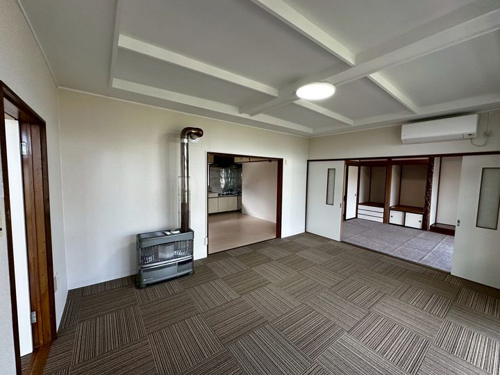 北海道登別市富士町7(一戸建)の賃貸物件の居間