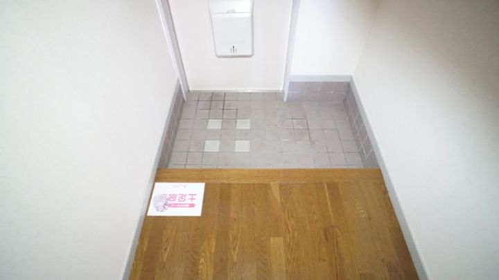 らべんだーの玄関