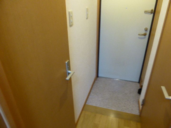 宮城県多賀城市高橋1(マンション)の賃貸物件の玄関