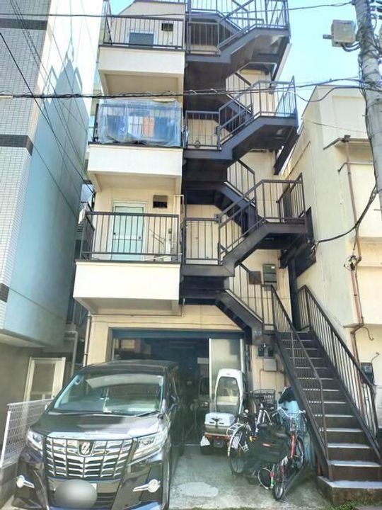 井上ビルの外観