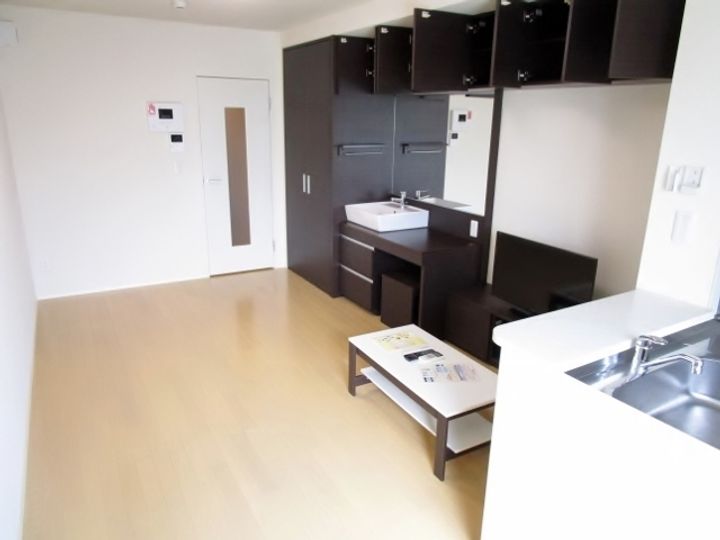 レオネクストサンフラワーV(55181)の居間