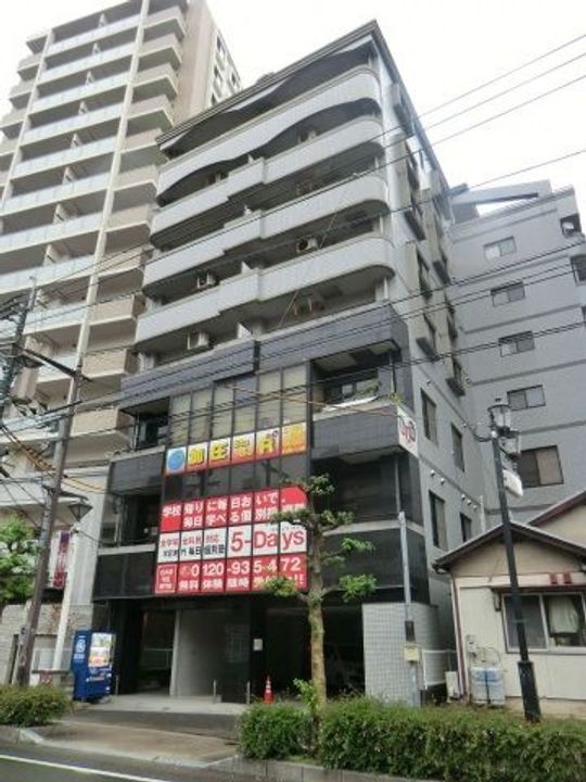 パレスJJの外観