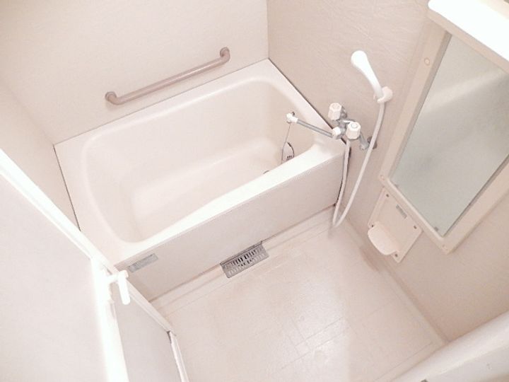 グランドゥールオニクラの風呂