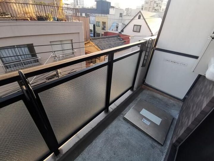 東京都台東区竜泉3(マンション)の賃貸物件の内装