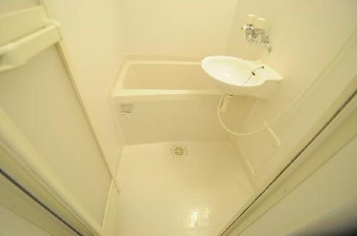 レオネクストサニースクエア磯山の風呂