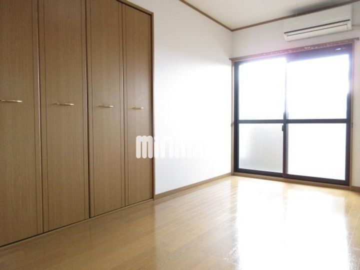 プレジール尾平B棟の内装