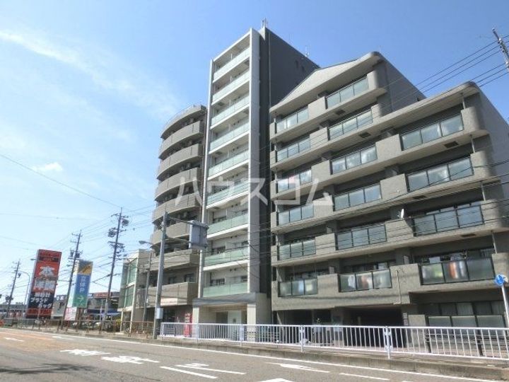 リエス千代田橋の外観