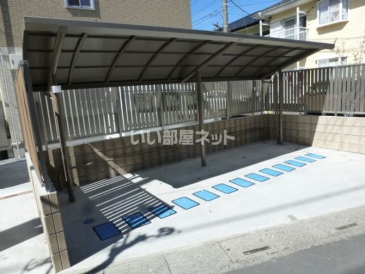 埼玉県草加市草加1(アパート)の賃貸物件の地図