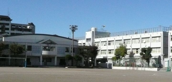 東京都世田谷区上用賀4(一戸建)の賃貸物件の周辺