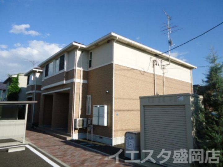 北上市上野町3丁目【リーフ】築17年の外観