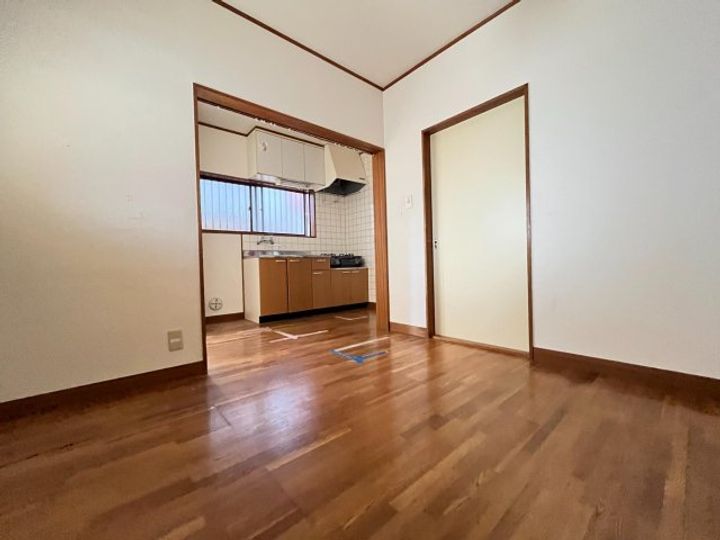 コーポ谷合の居間