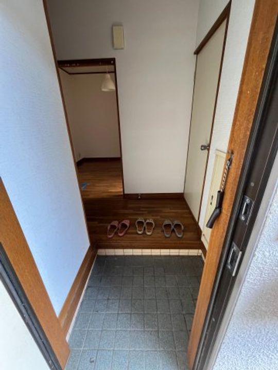 コーポ谷合の玄関