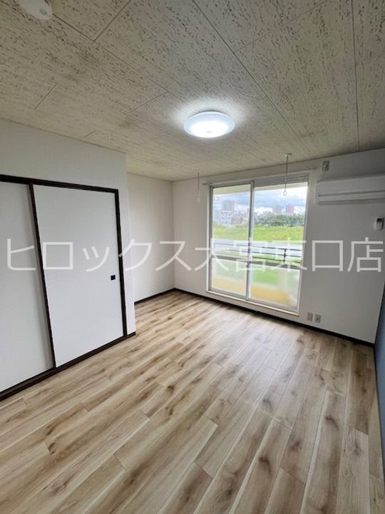 パストラル21の居間