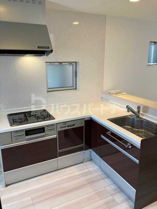 東京都荒川区西日暮里4(一戸建)の賃貸物件のキッチン