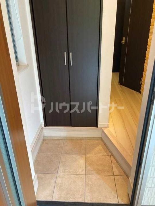 東京都荒川区西日暮里4(一戸建)の賃貸物件の玄関