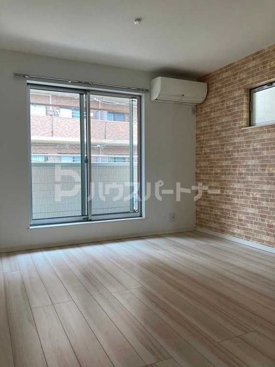 東京都荒川区西日暮里4(一戸建)の賃貸物件の居間