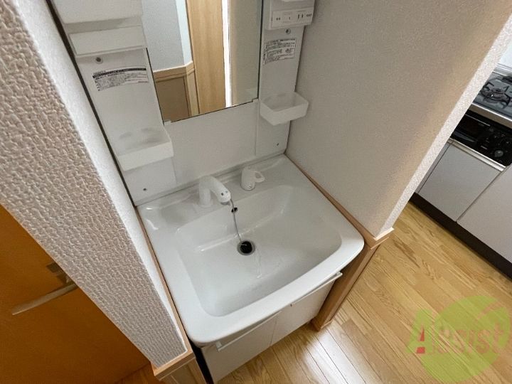 ロイヤルハイツ東八の内装