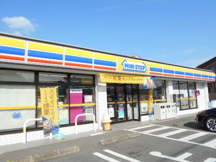 ブライト豊春の周辺