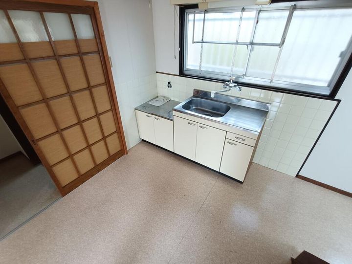 香川県高松市高松町(一戸建)の賃貸物件のキッチン