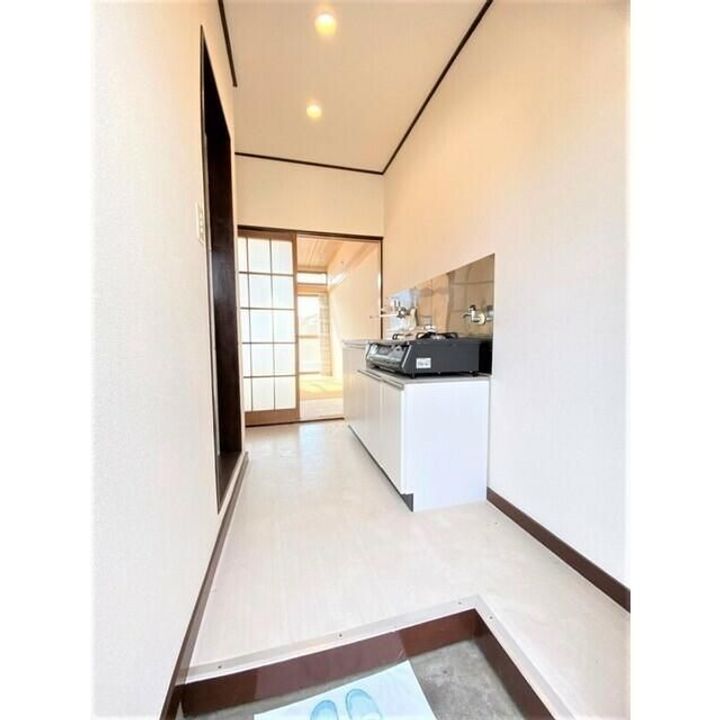 神奈川県大和市西鶴間2(アパート)の賃貸物件の玄関