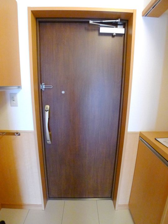 愛知県名古屋市中区栄5(マンション)の賃貸物件の玄関