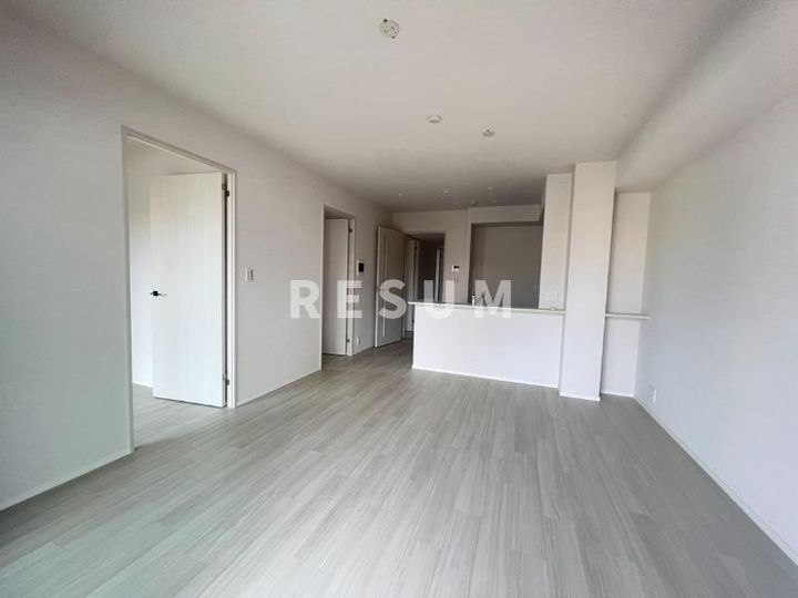 千葉県千葉市中央区本千葉町(マンション)の賃貸物件の居間