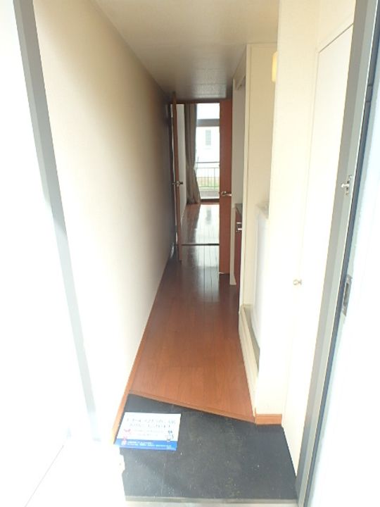 レオパレスエスペランサ(17836)の玄関