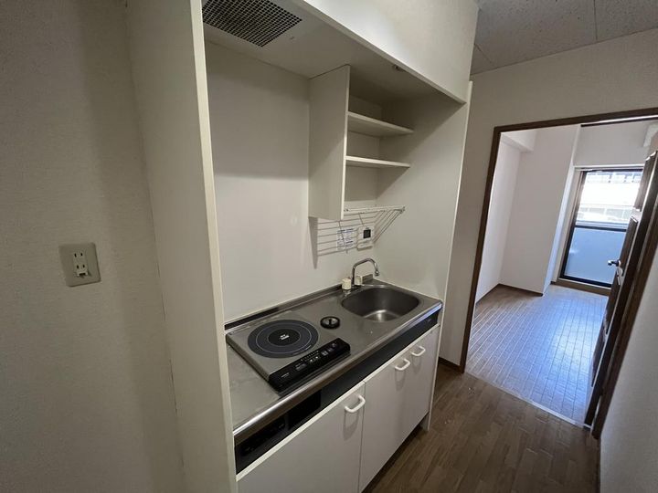 大阪府大阪市北区浪花町の賃貸マンションのキッチン