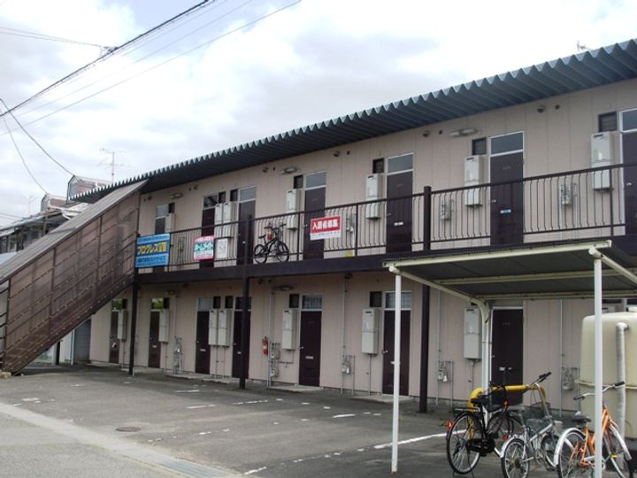 プログレス8の外観