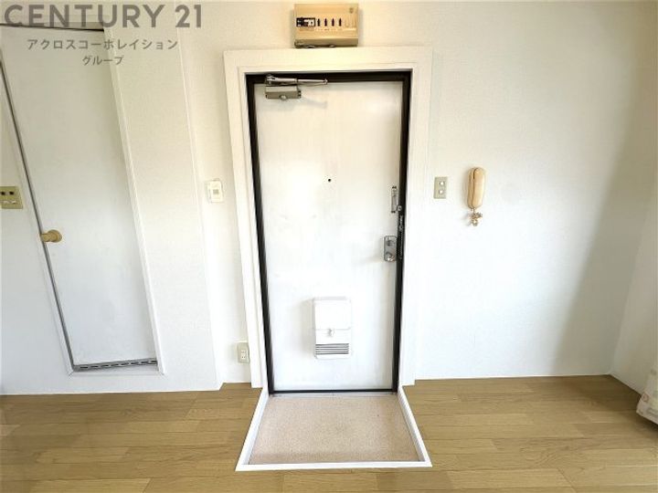 エクセレンテ宝塚の玄関