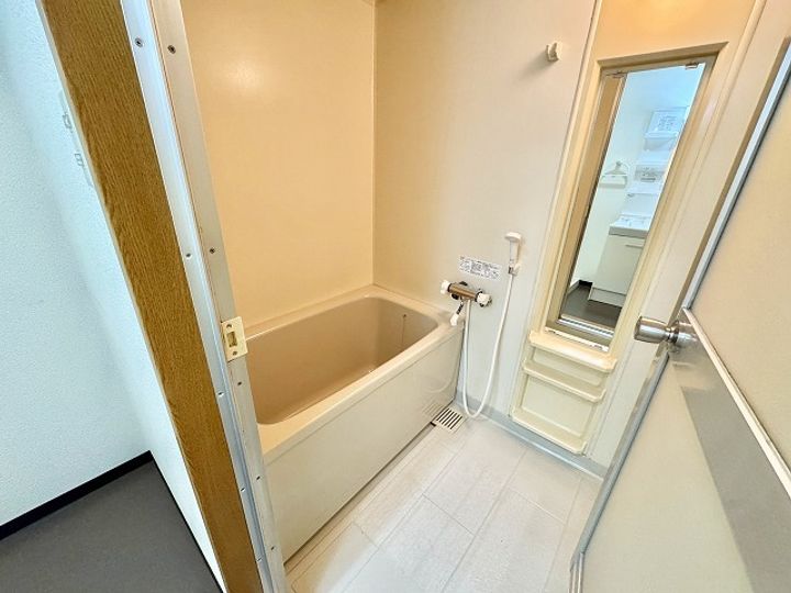 ロワジールの風呂