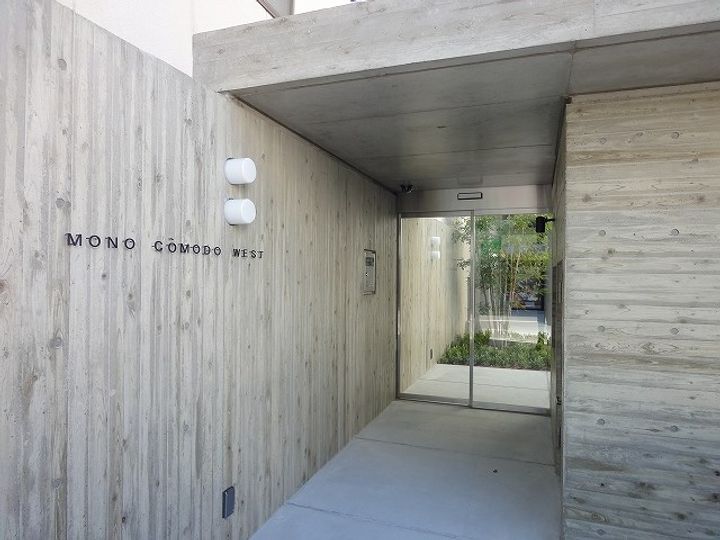 モノコモドウエストの地図