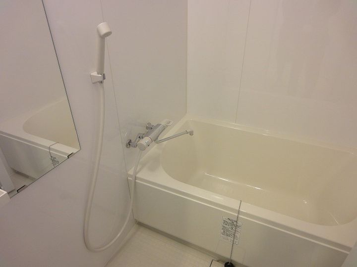 モノコモドウエストの風呂