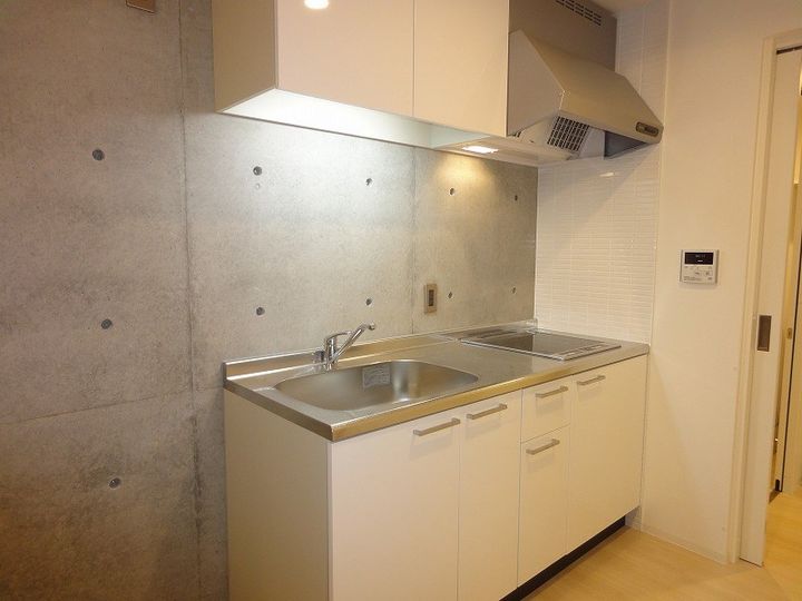 モノコモドウエストのキッチン