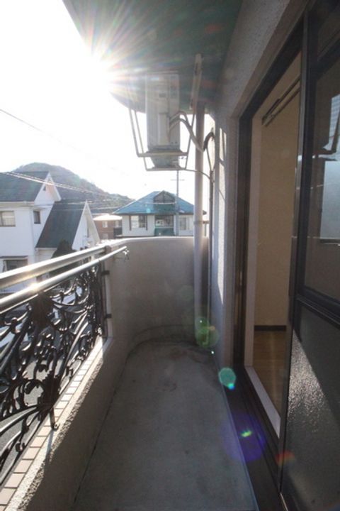 サンシャイン岡の内装