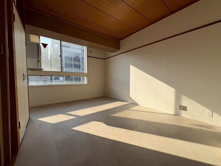 舟入コータースの内装