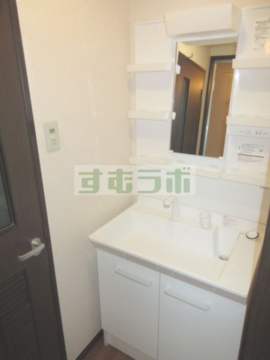 メゾンド加納IIの内装