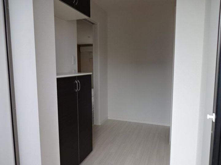 岐阜県羽島郡岐南町徳田5(アパート)の賃貸物件の玄関