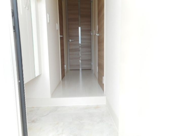 ルミエールの玄関