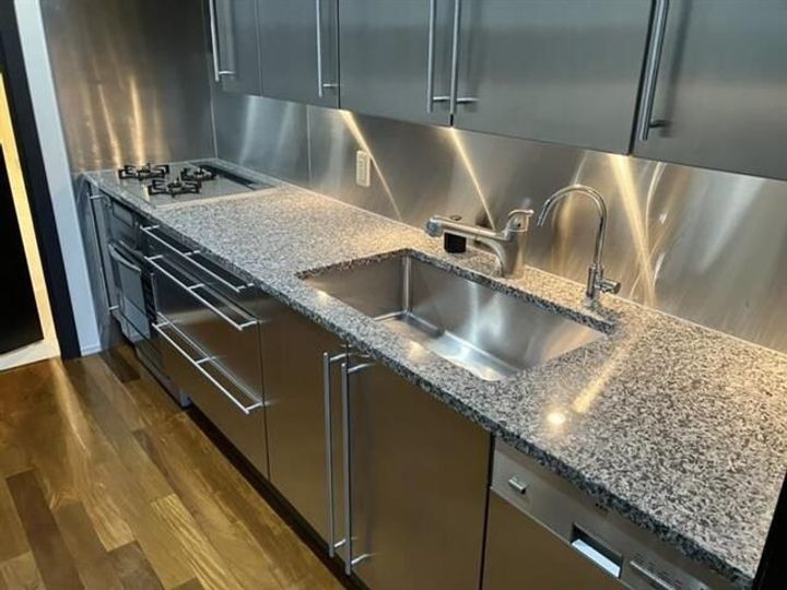 赤坂タワーレジデンス Top of the Hillのキッチン