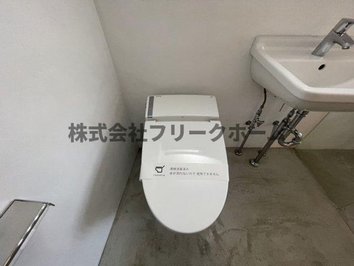東京都武蔵野市吉祥寺南町2の賃貸マンションの内装