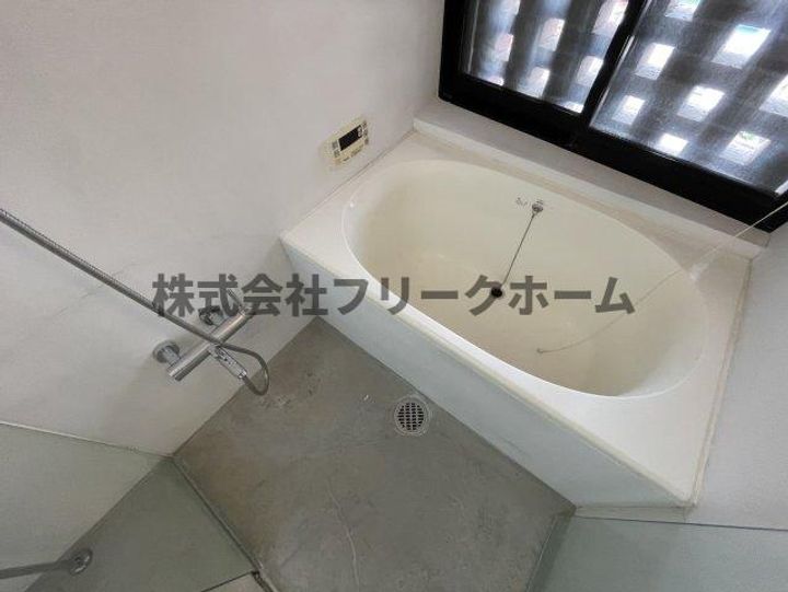 東京都武蔵野市吉祥寺南町2の賃貸マンションの風呂