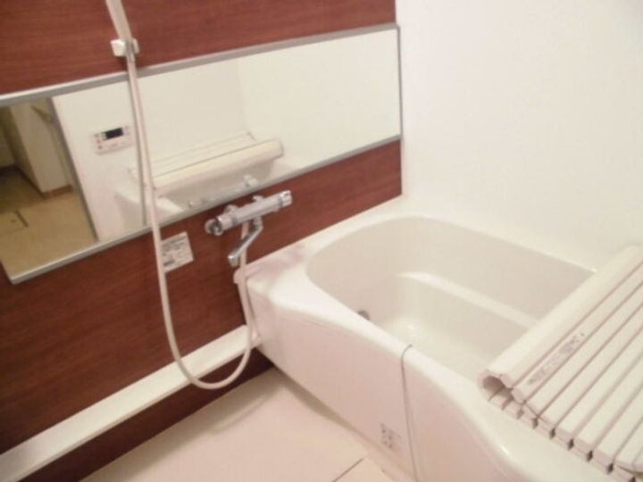 ボンシャンスの風呂