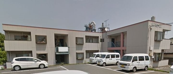 メゾンローレルの外観